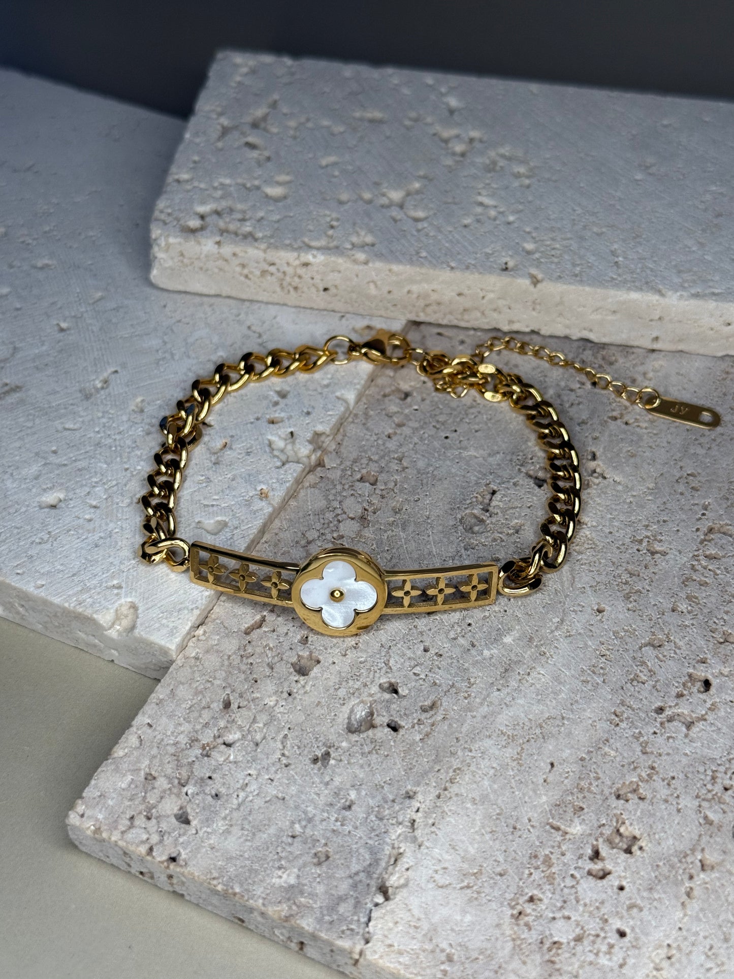 Lotus - bracelet