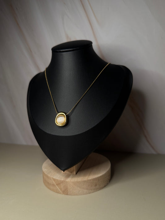 Elle - necklace