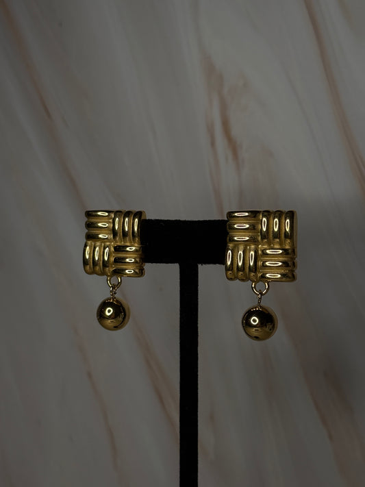 Cassi - earring
